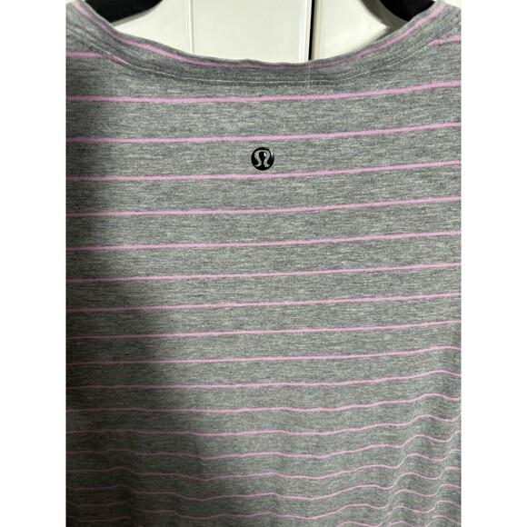 Lululemon Gray Pink‎ Stripe V-Neck Short Sleeve T-Shirt No Size Tag - Picture 4 of 4